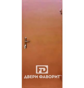 Дверь стальная в загородный дом с цинкогрунтом