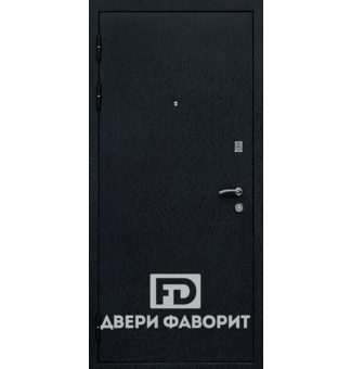Входная уличная дверь с цинкогрунтом